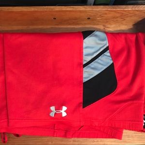 Under Armor Basketball Shorts - XL